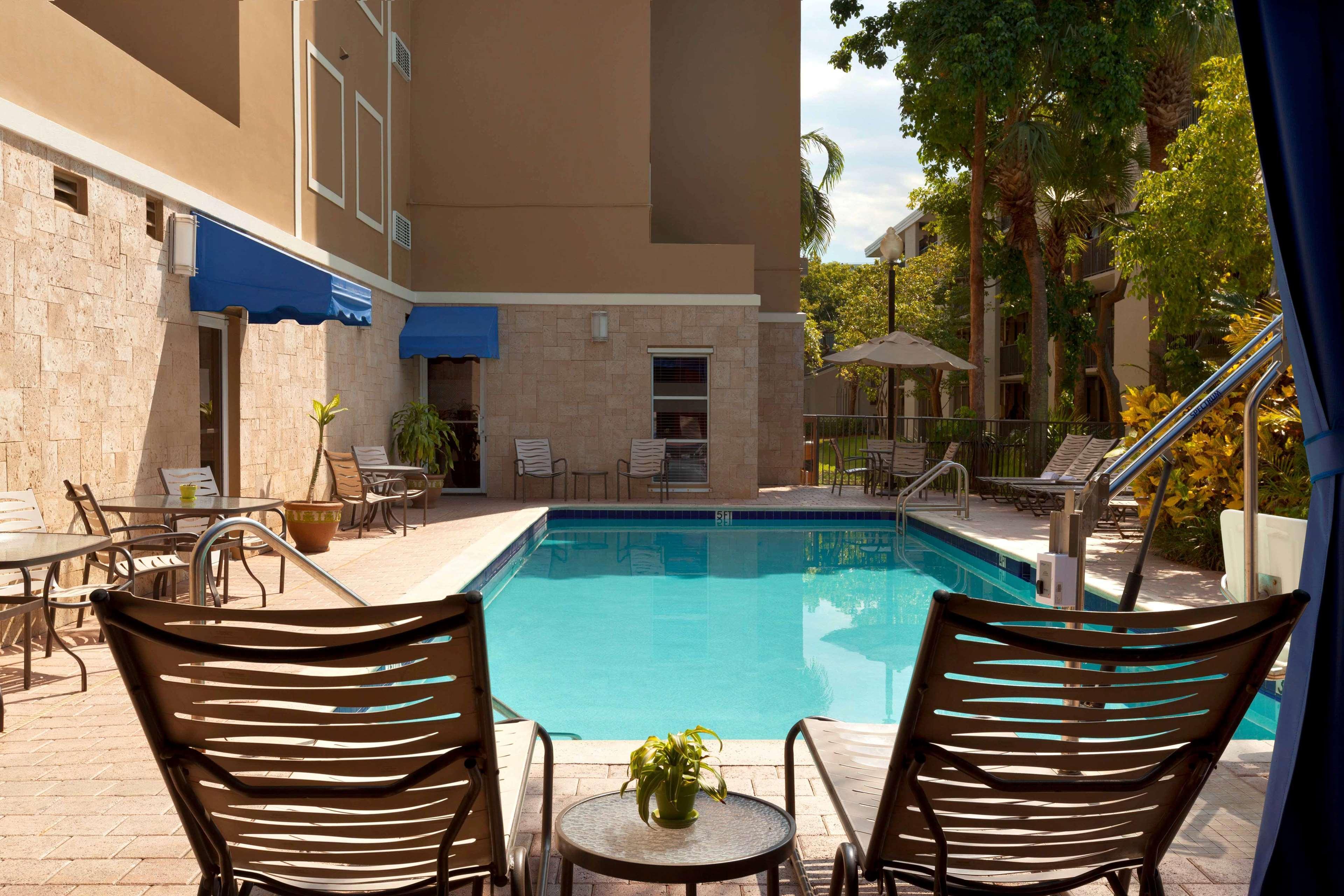 Hampton Inn&Suites Fort Lauderdale Airport Hollywood Exterior foto